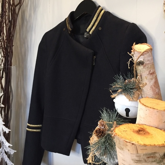 H&M Black Jacket with Gold Accents - Picture 5 of 16